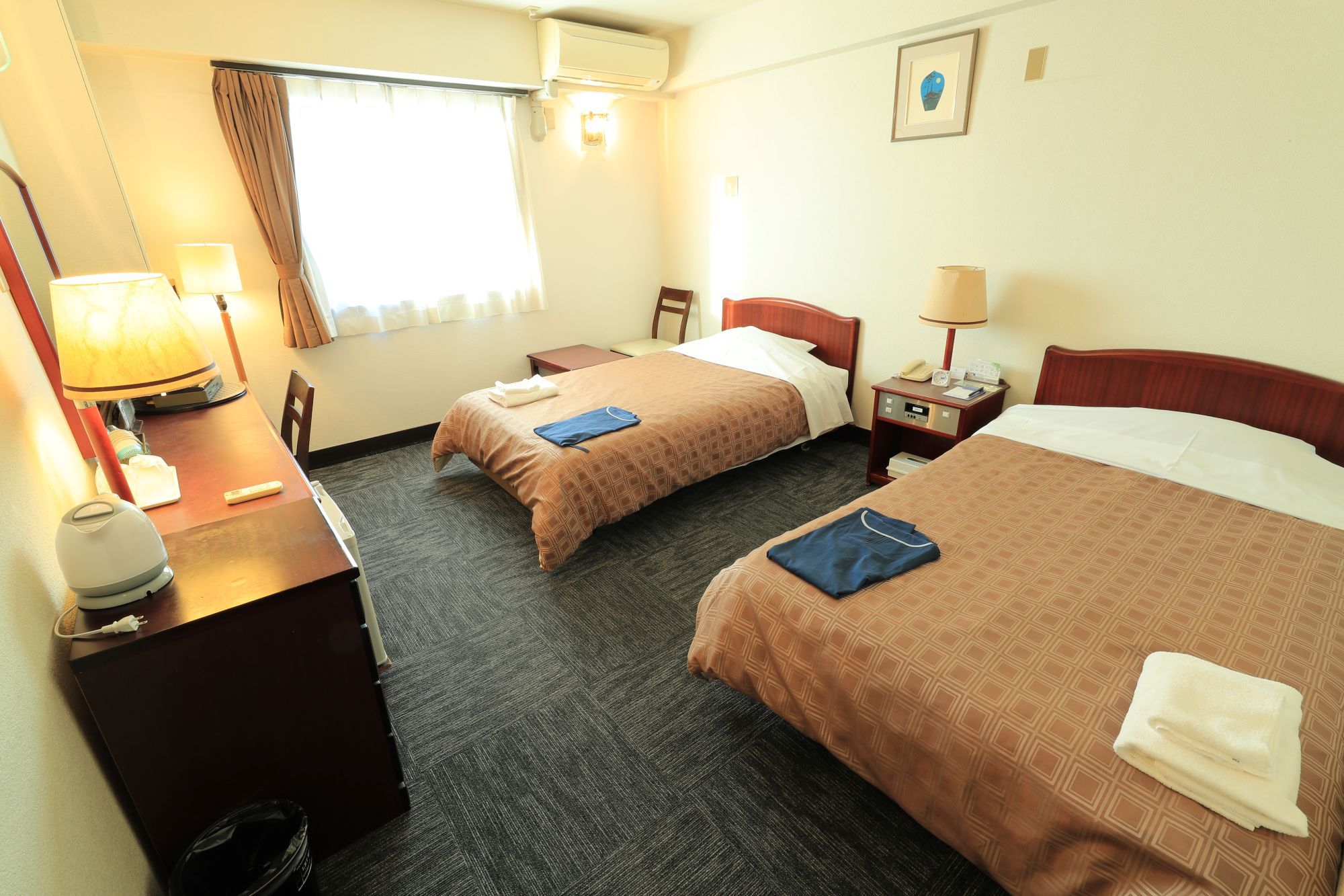 ☆アネックス【スタンダード／素泊まり】駐車場無料｜コンビニや居酒屋があり、ビジネスマンにオススメ！