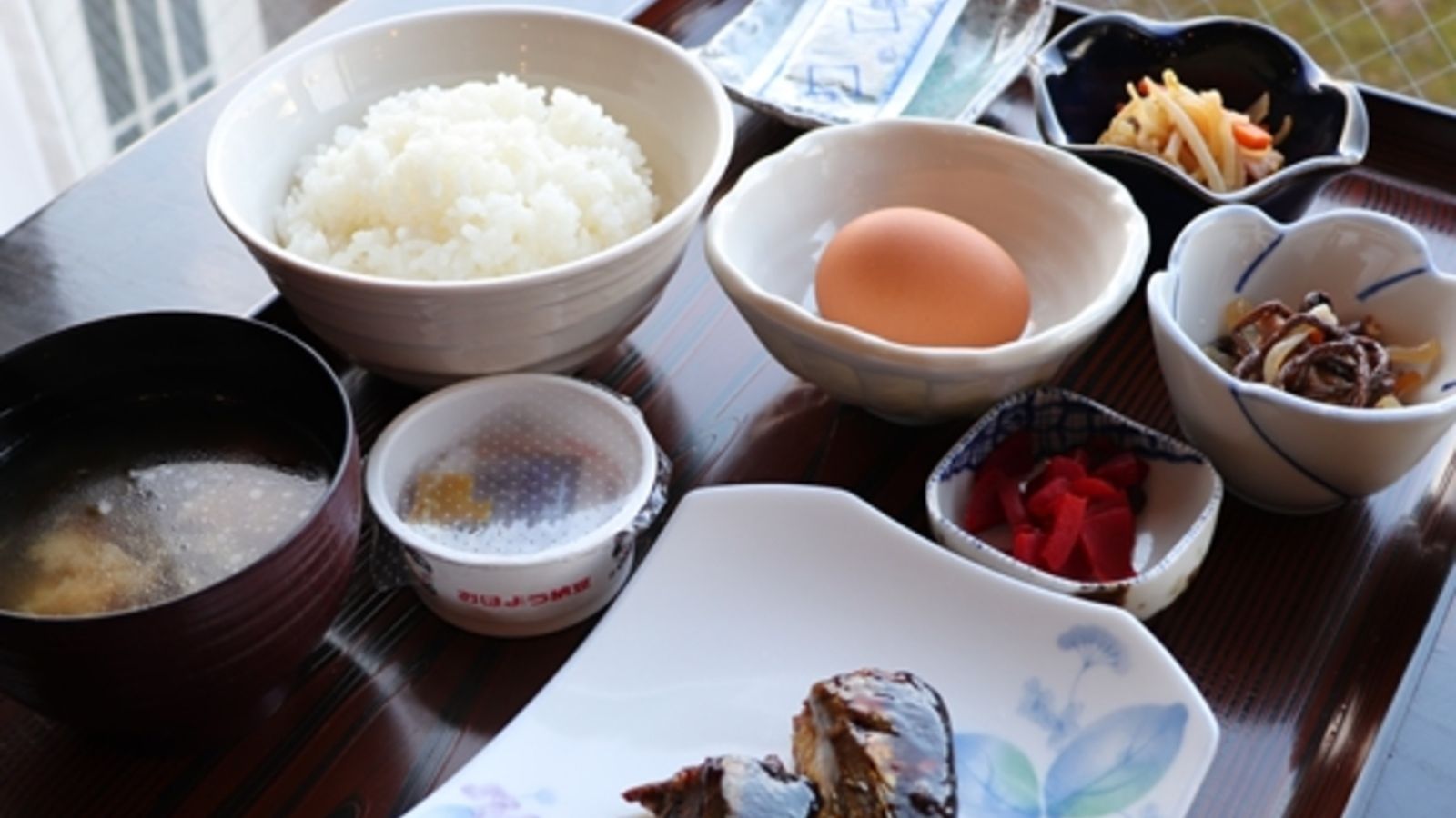 9月27日の和朝食。さんまのおかか煮は骨までやわらかでした♪