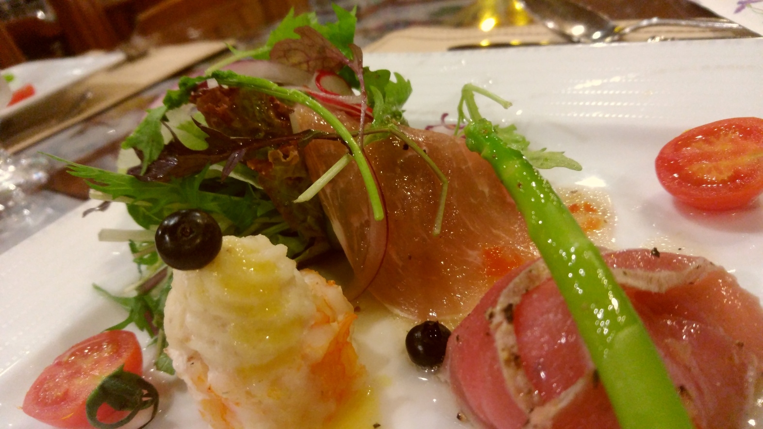 【スタンダート・1泊2食付】地産地消旬菜ディナー＆スィーツ〜貸切風呂無料〜全室バストイレ付お部屋