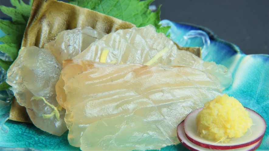 こだわり朝食■富山県の海の幸・鯛の混布締め  