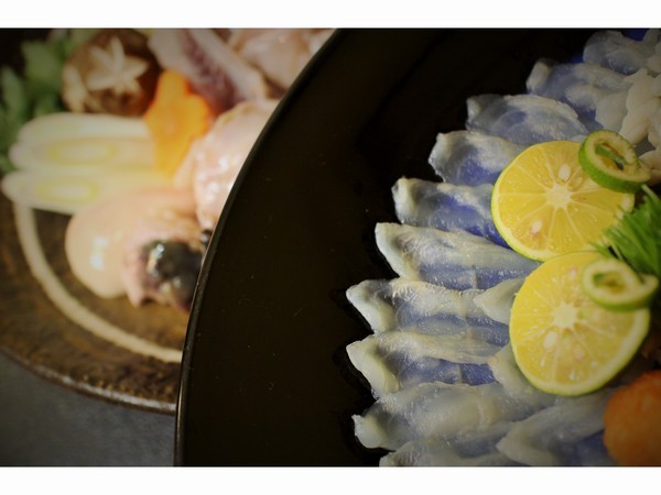 Natural Torafugu cuisine