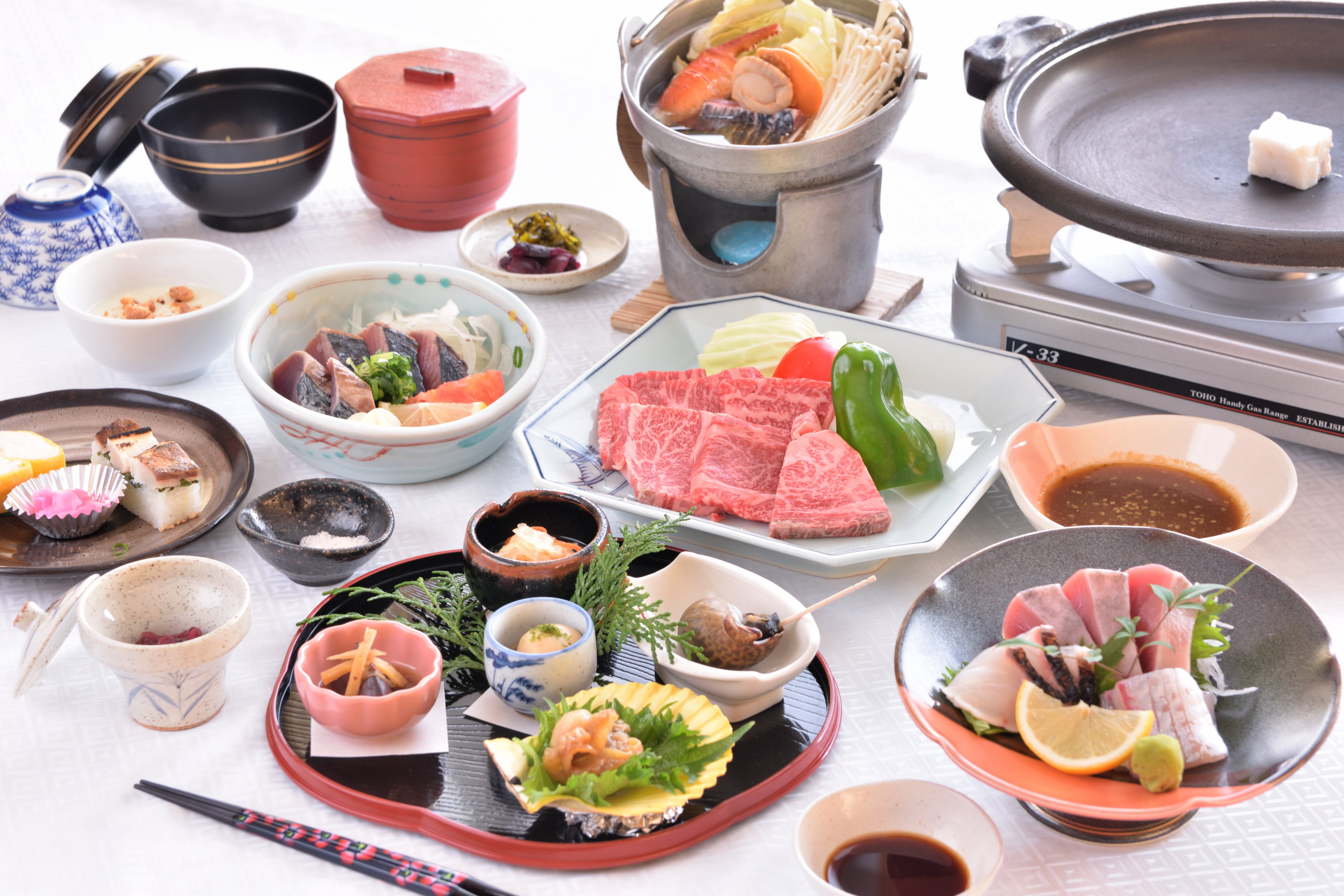 ◇◆土佐うまいもの厳選！◆◇　鰹のたたき付土佐牛陶板焼き会席（一例）