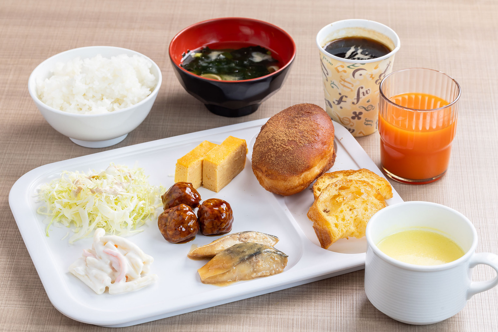 【さき楽30】お得！！松本駅1分☆☆朝食無料☆