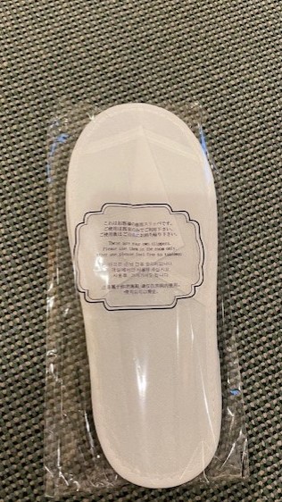 スリッパは、使い捨てなので清潔で安心♪