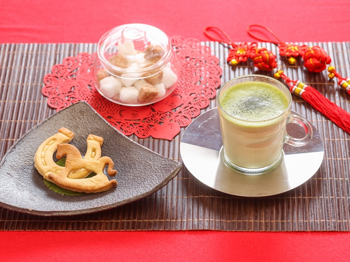 【午型クッキー ＆ ドリンクセット】2026 午年の迎春プラン