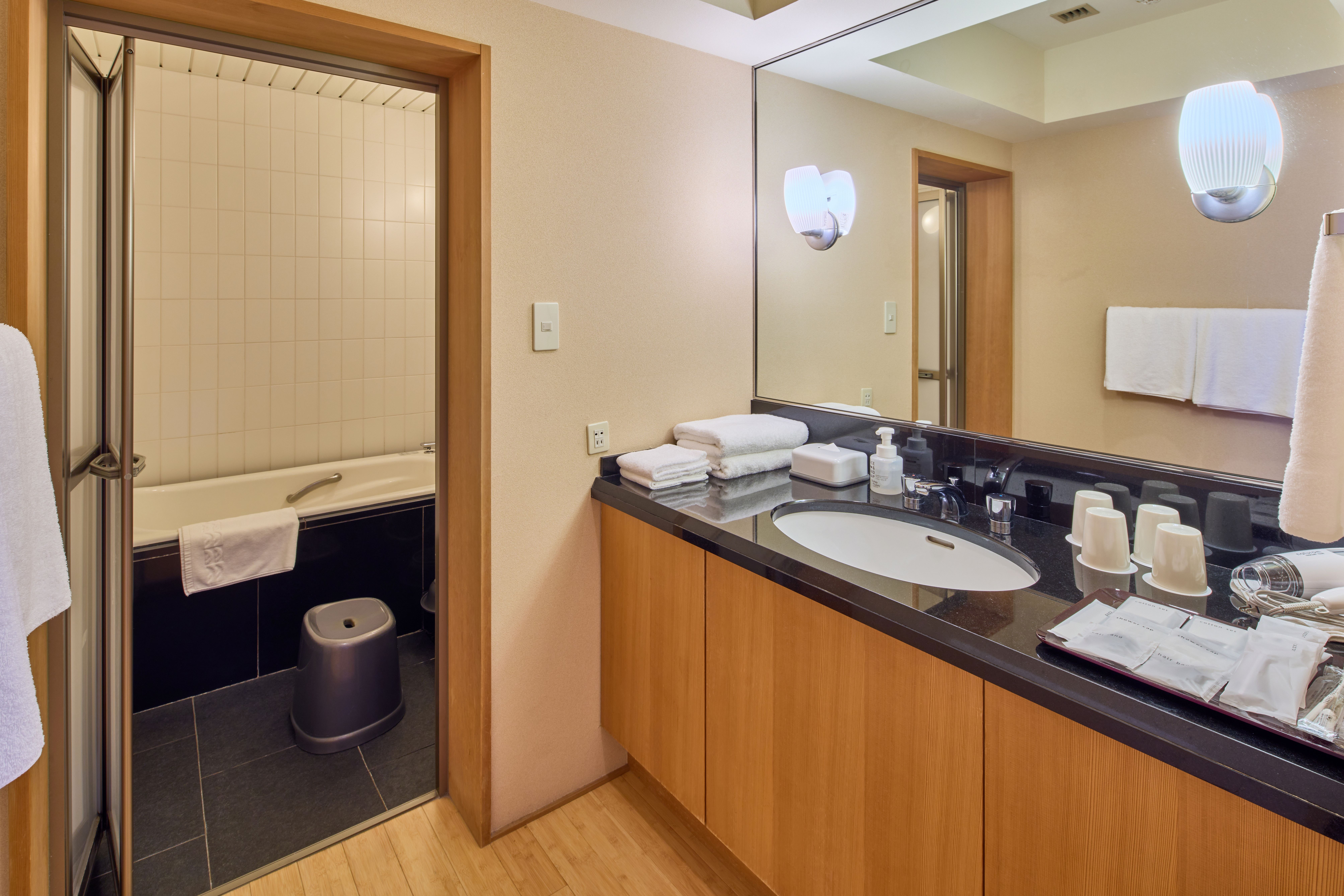 和室スイート　バスルーム