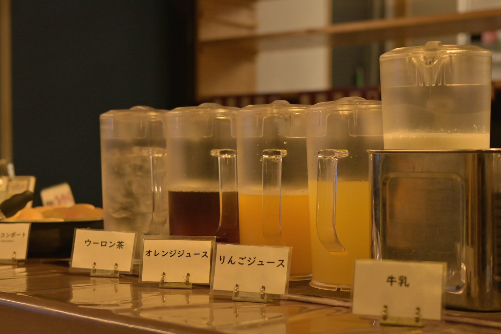 朝食バイキング