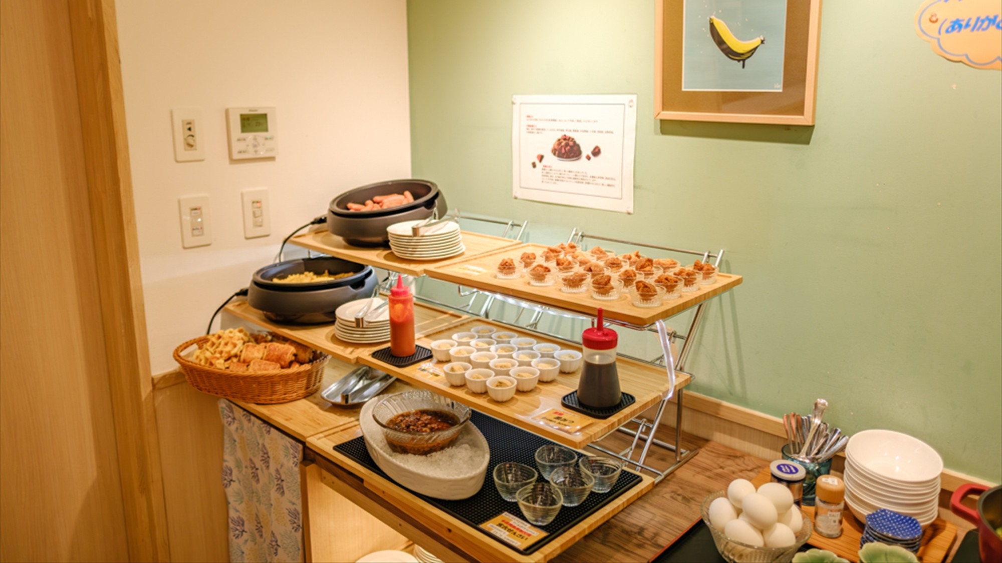 【朝食ブッフェメニュー一例】◆地元の食材を活かした、彩り豊かなブッフェをご用意。