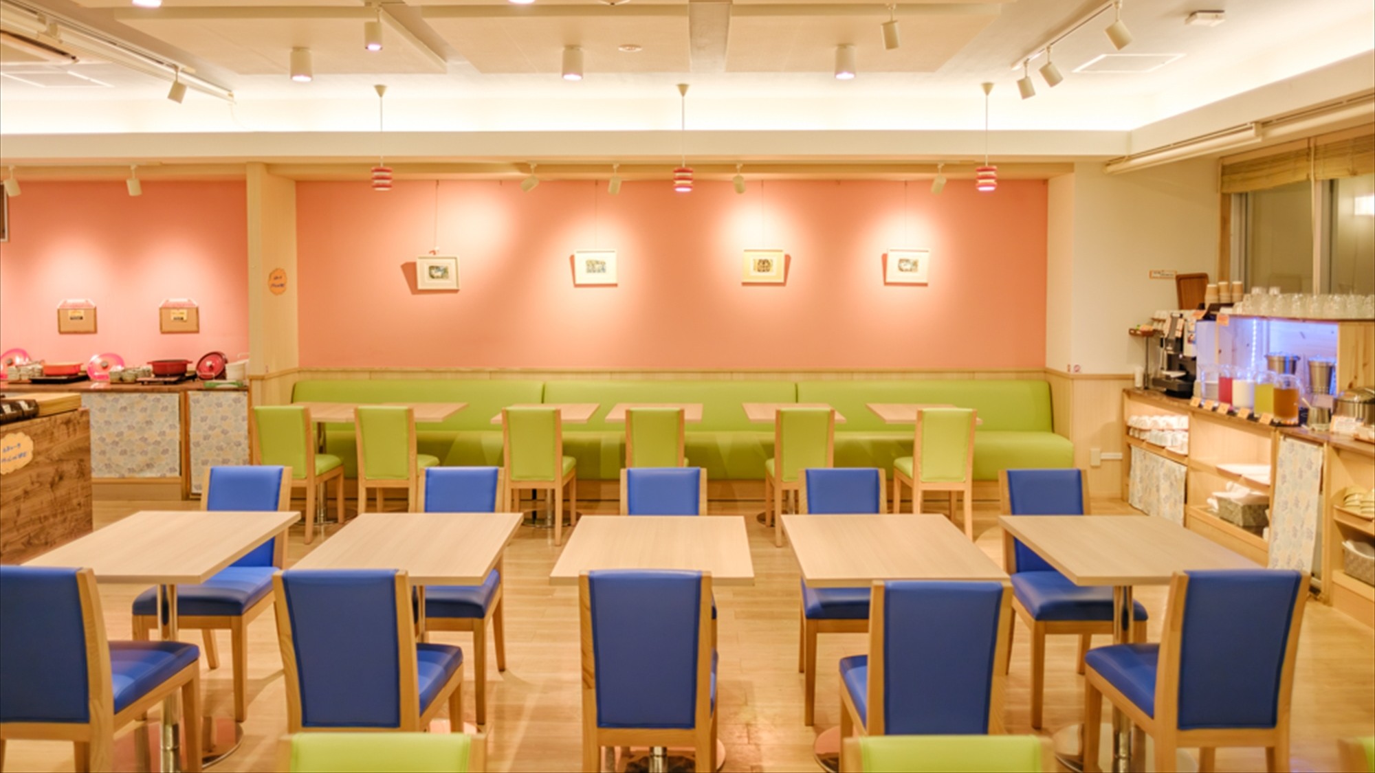 【レストラン】◆活気ある雰囲気の中、美味しい料理でパワーチャージ！