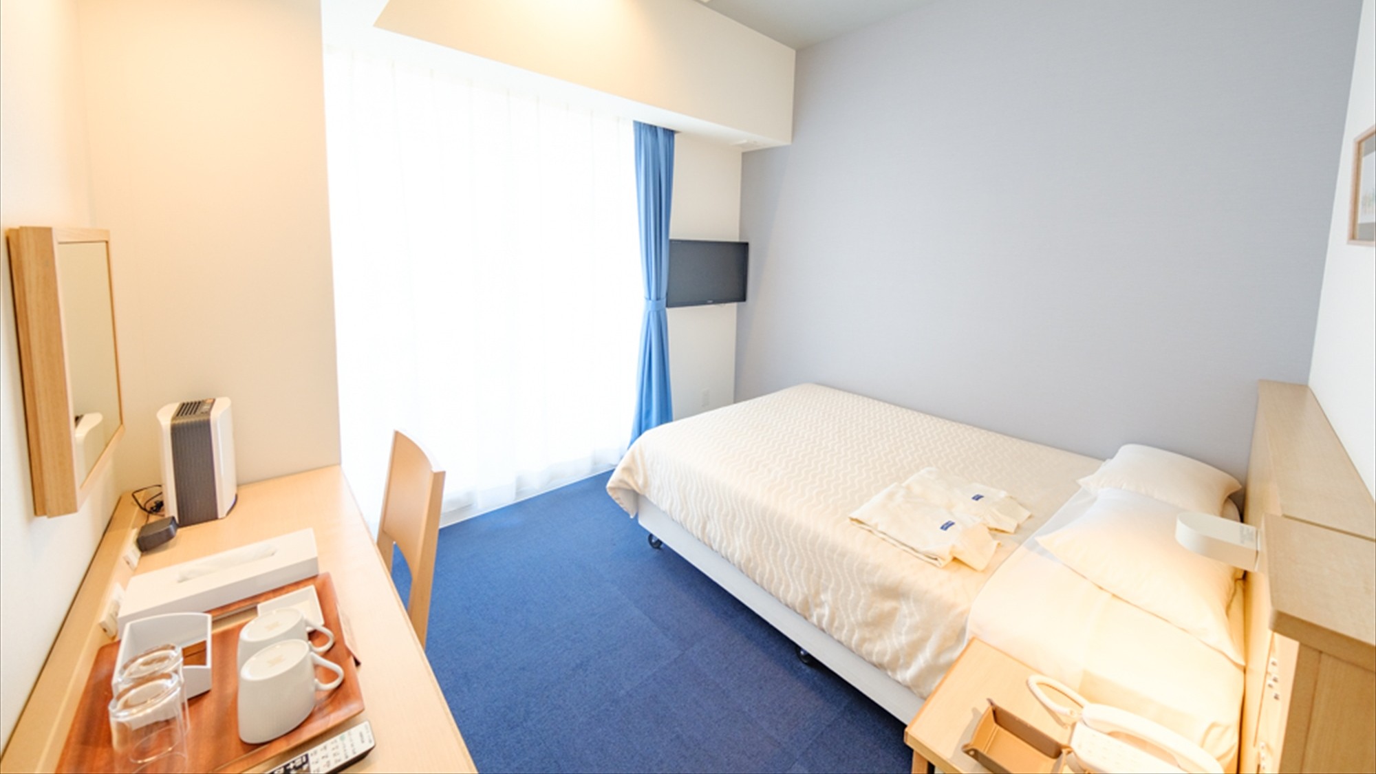 【シングル・セミダブルルーム】◆お一人様でもゆったり過ごせる15.8m&sup2;のお部屋。