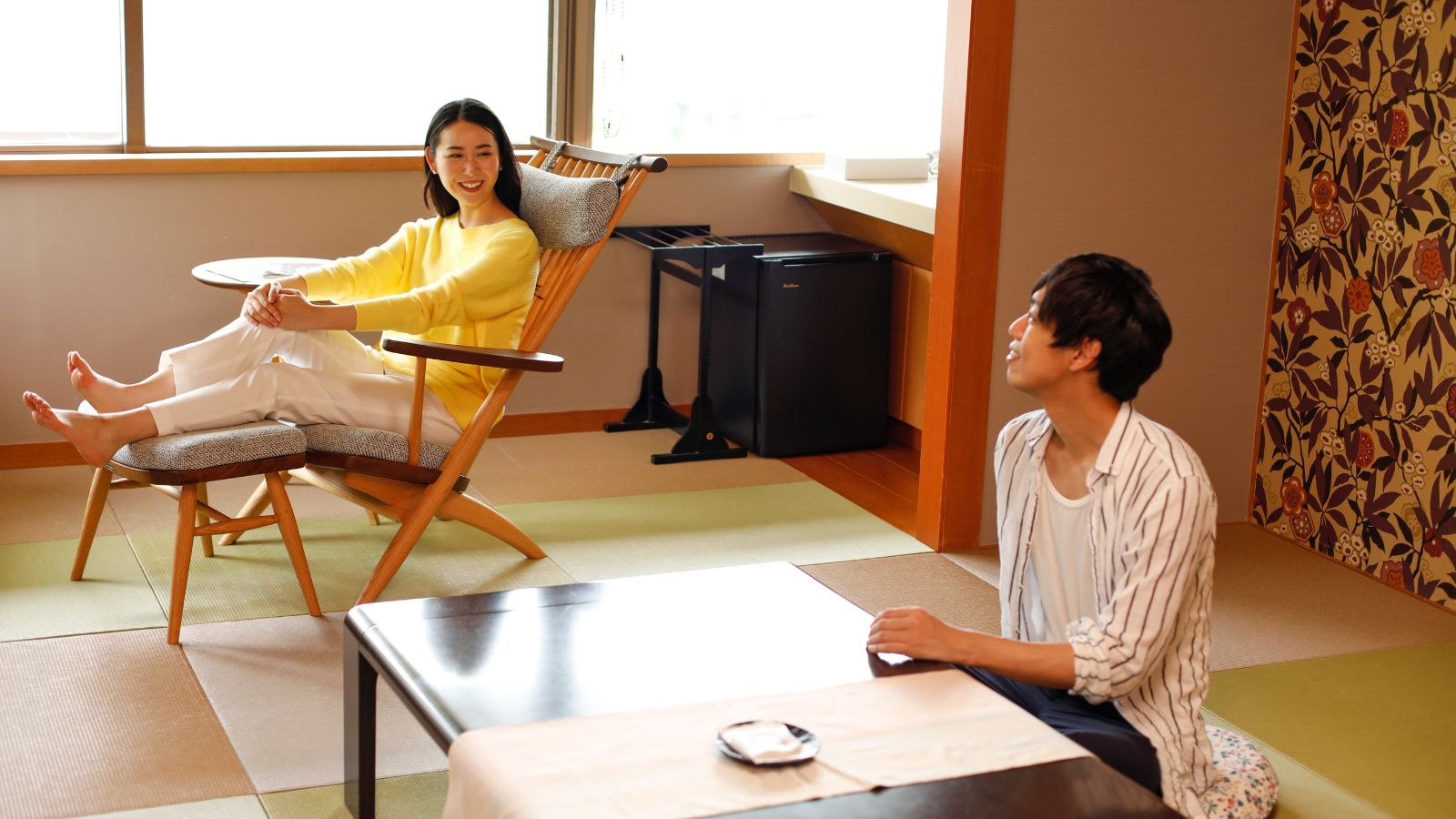 落ち着いた空間でゆったりくつろげます。