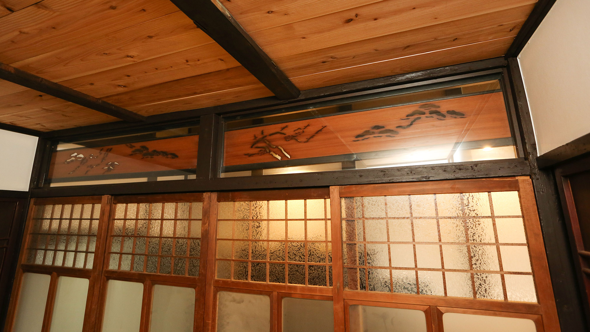 ・【内観イメージ】元々の建具を活かした落ち着きのある佇まい