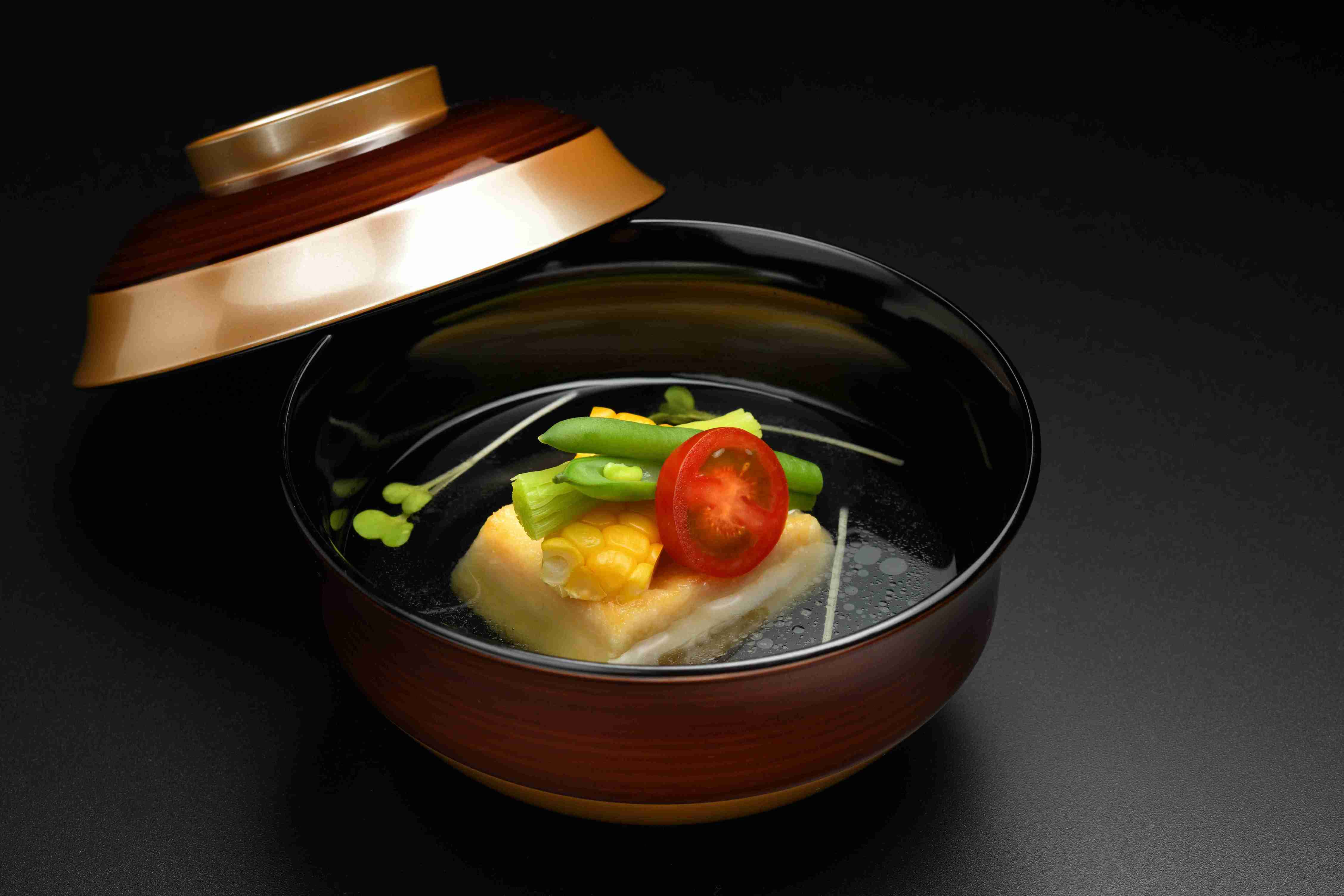 地元食材をいかした旬彩御膳【花膳コース】禁煙ルーム