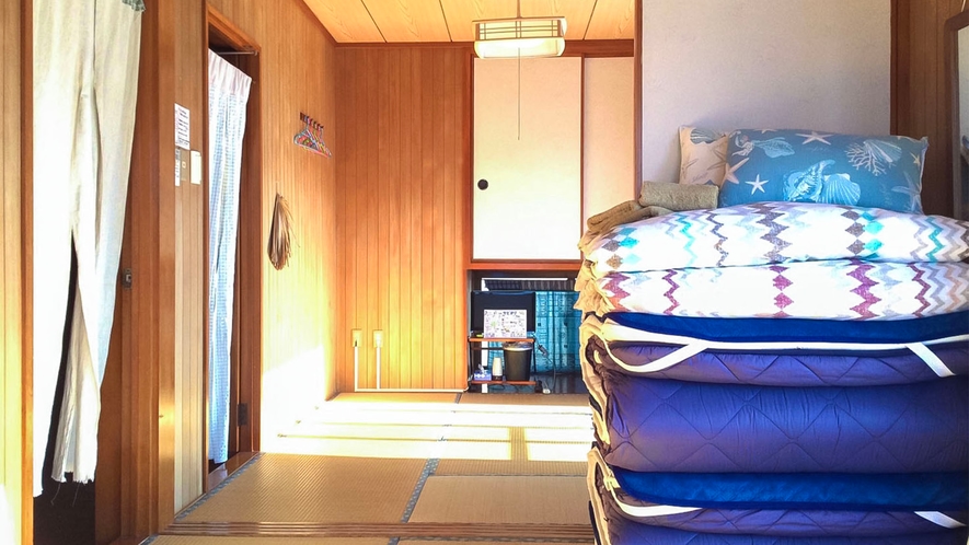 ・【和室ツイン】畳にお布団、これぞ沖縄の民宿！をご堪能いただけます