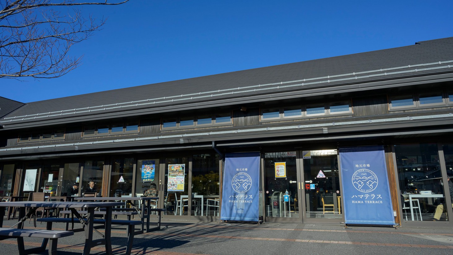 ☆【ハマテラス】海のまち女川の「地元市場」として「食べる」「触れる」を満喫できる観光物産施設。