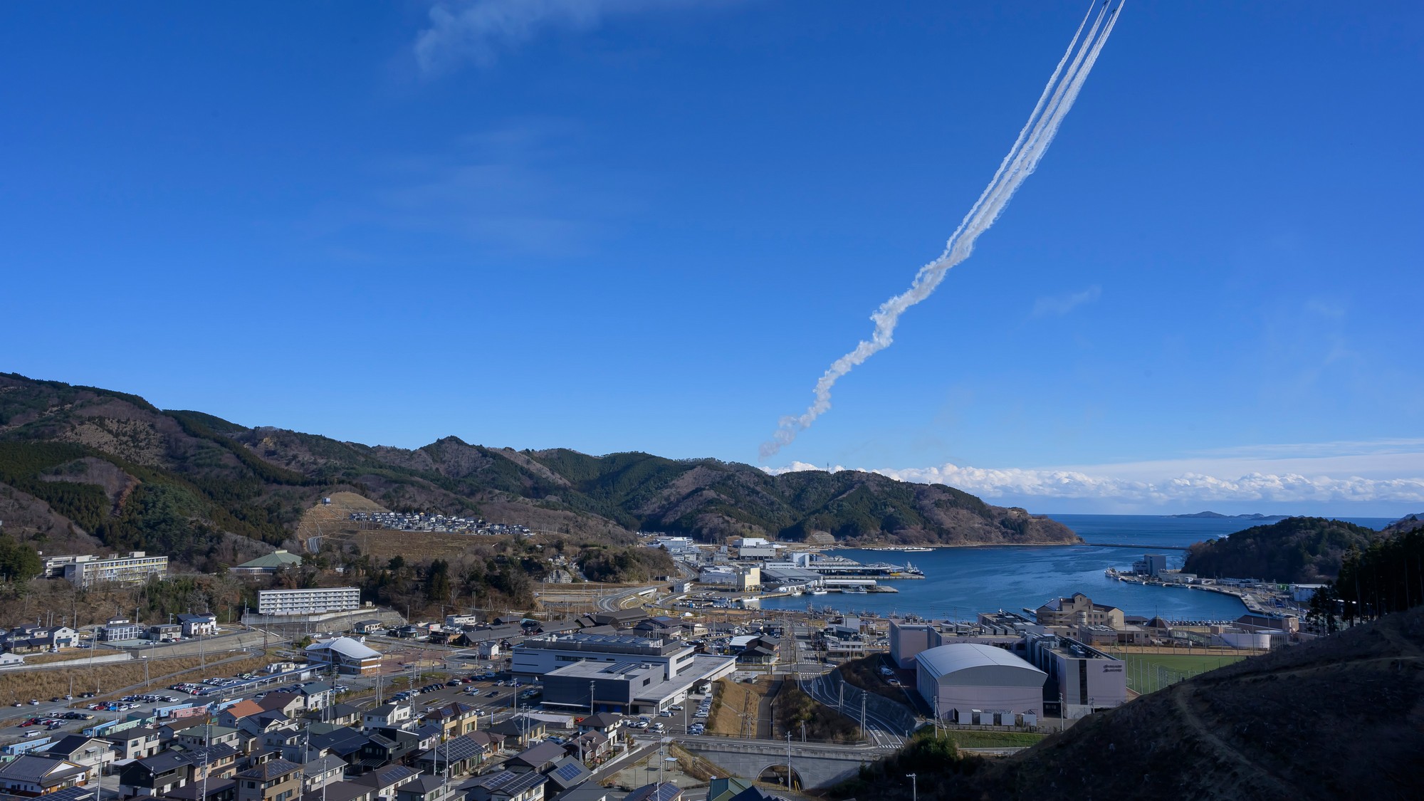 ☆女川町の多くを占める山々は自然豊か。四季折々の美しい風景を堪能できます。
