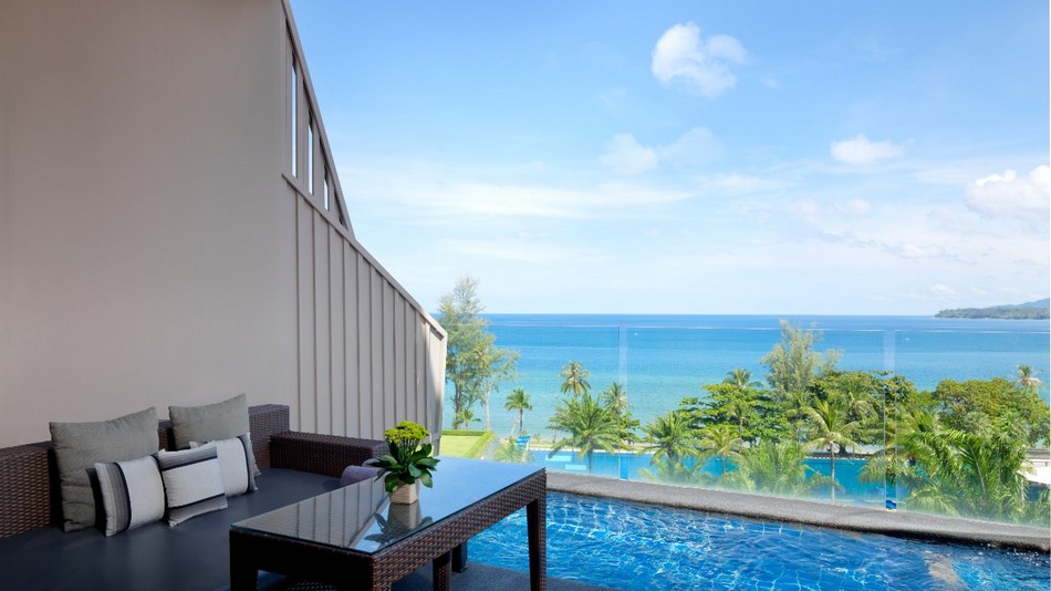 クラブオーシャンビュープールプランジプール付