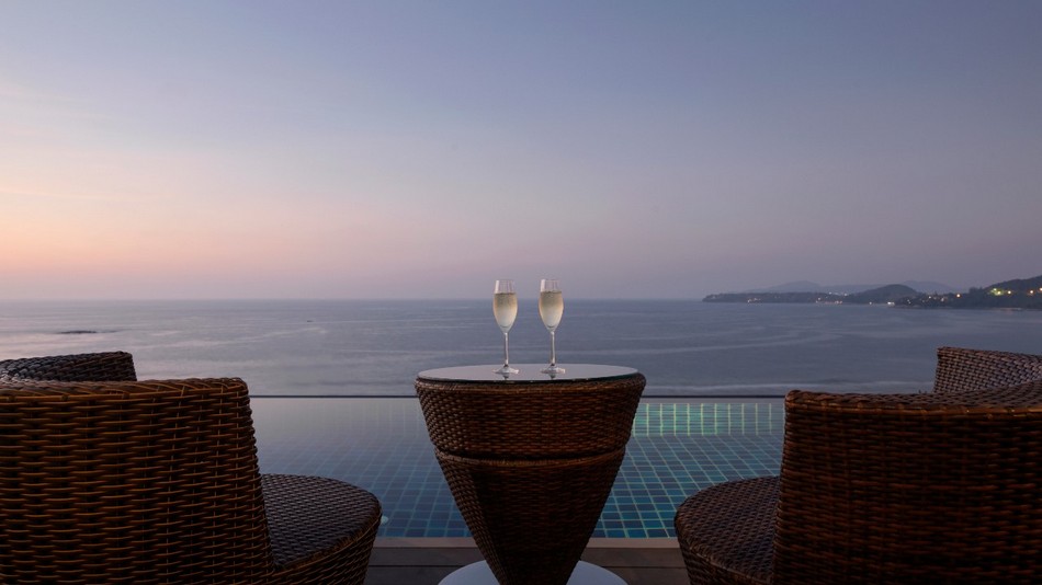 リージェンシークラブラウンジ