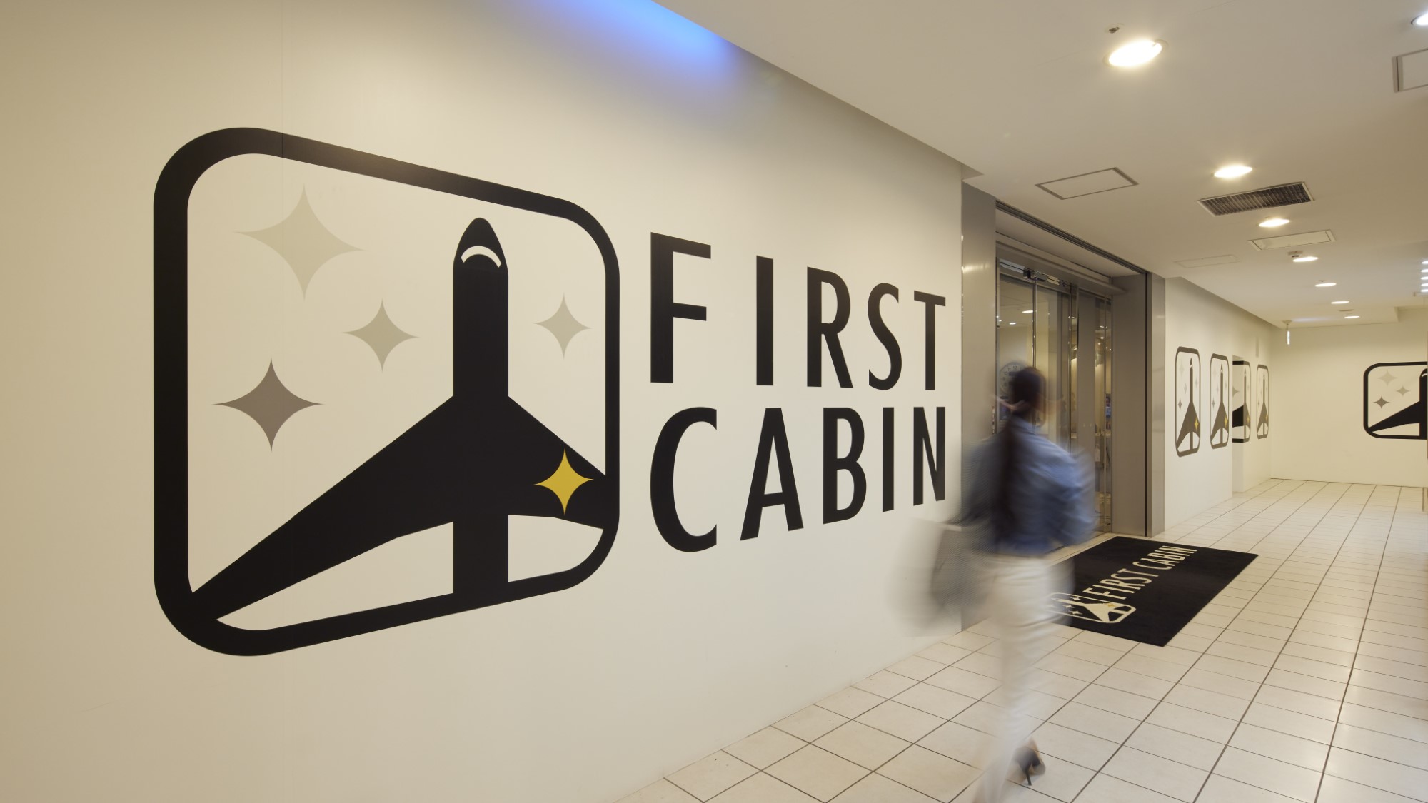 飛行機のファーストクラスをイメージした、特別な滞在を。