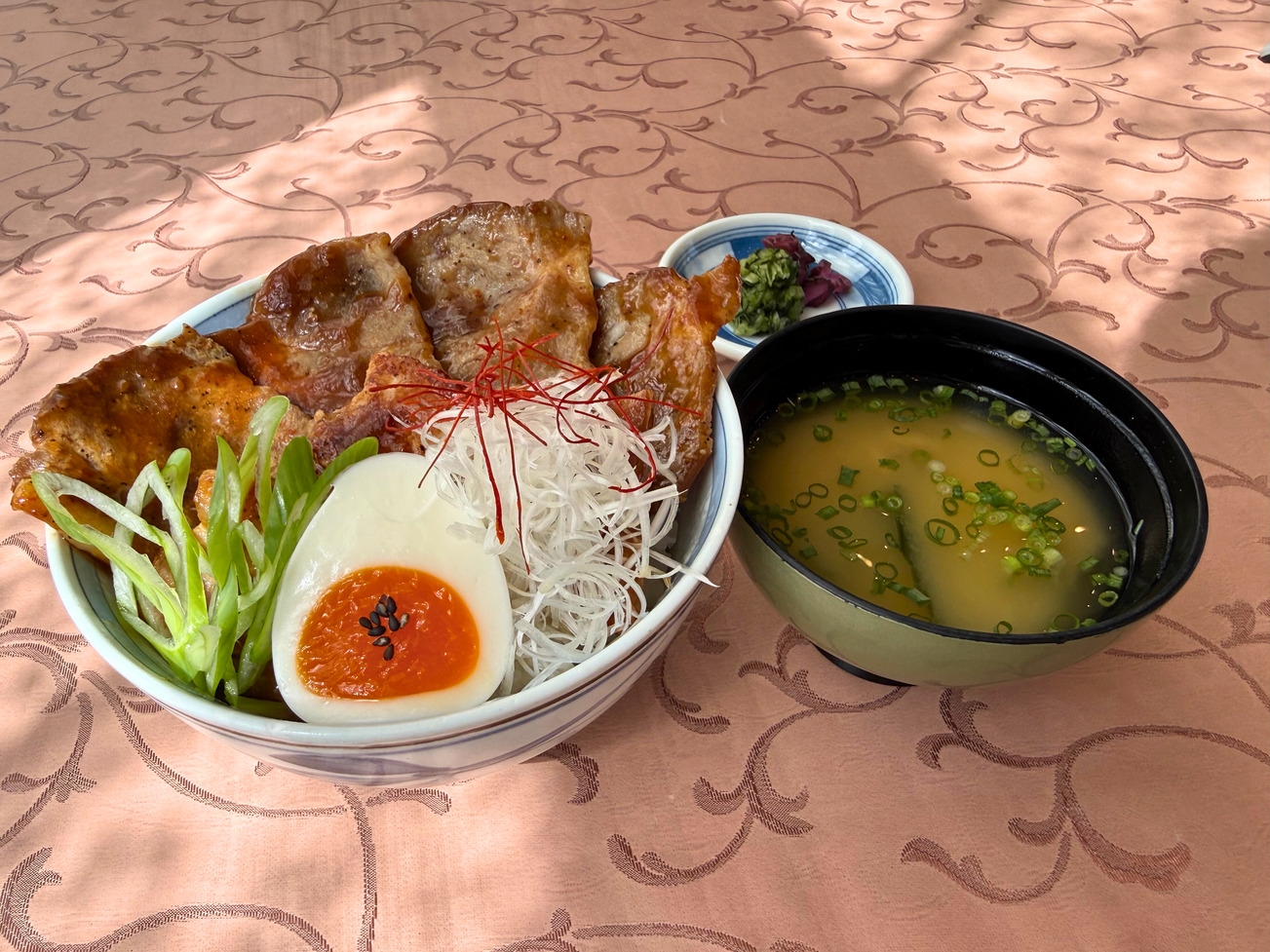 【期間限定★２食付きが半額】支配人肝いり！夕朝食付きスペシャルプラン