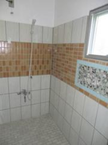 shower room A