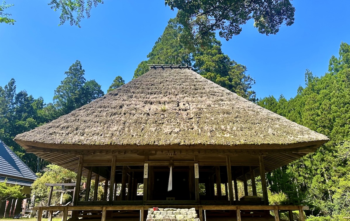 国指定重要文化財・雨錫寺阿弥陀堂