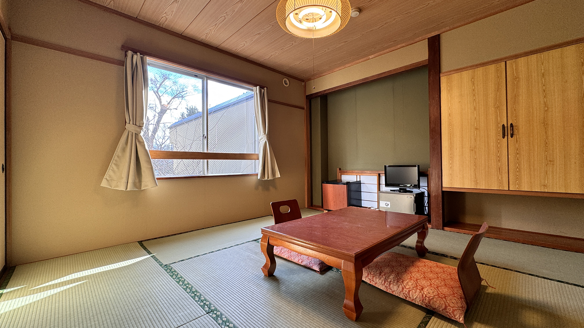 【客室】 おまかせ和室8畳