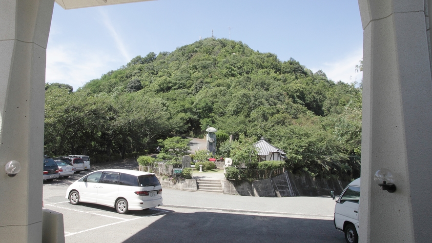 *因島公園：国立公園特別地域にも指定された景勝地。