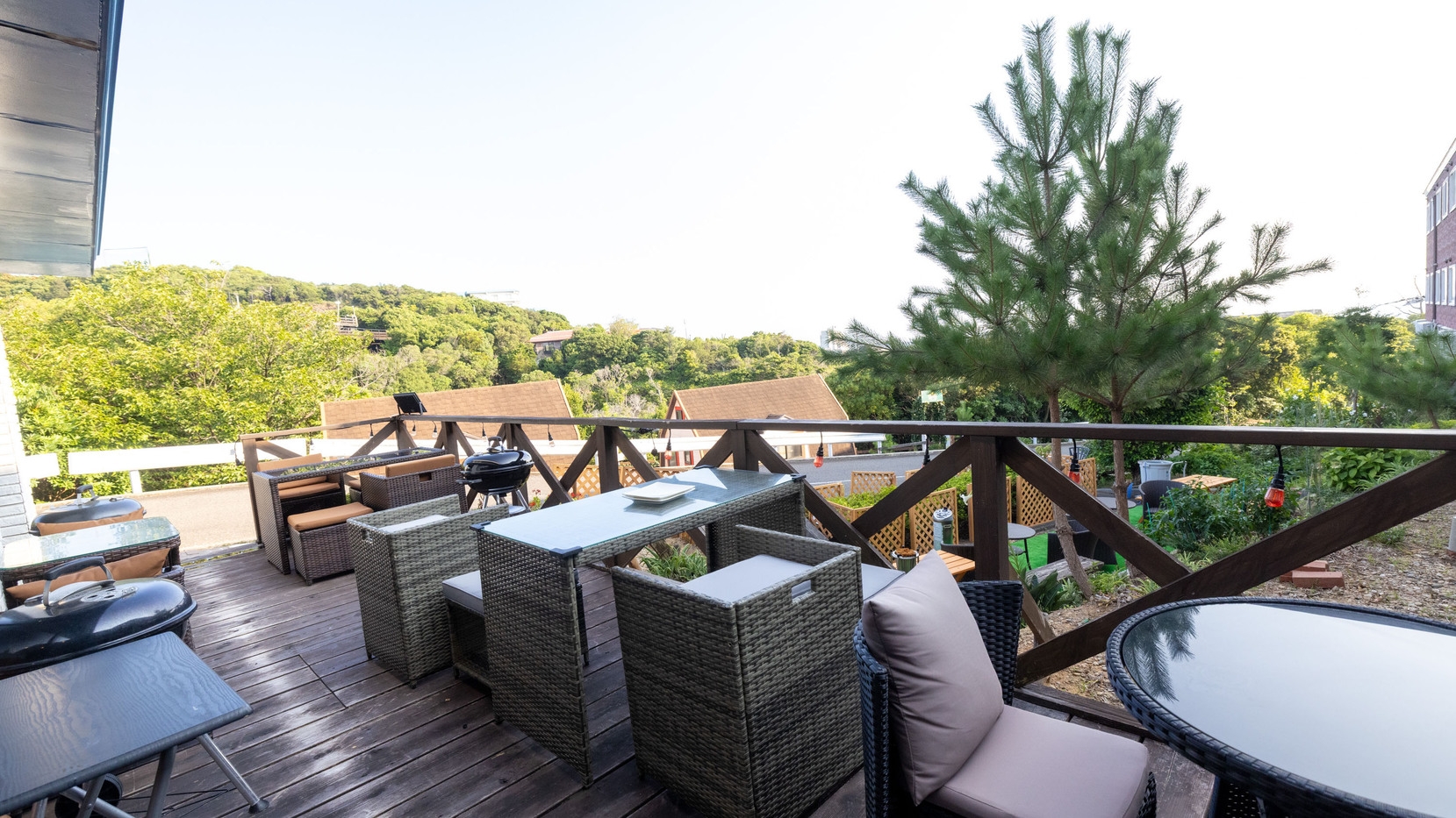 【BBQプラン】ガーデンテラスレストランで炭火焼きBBQ＜BBQセット＆朝食付＞