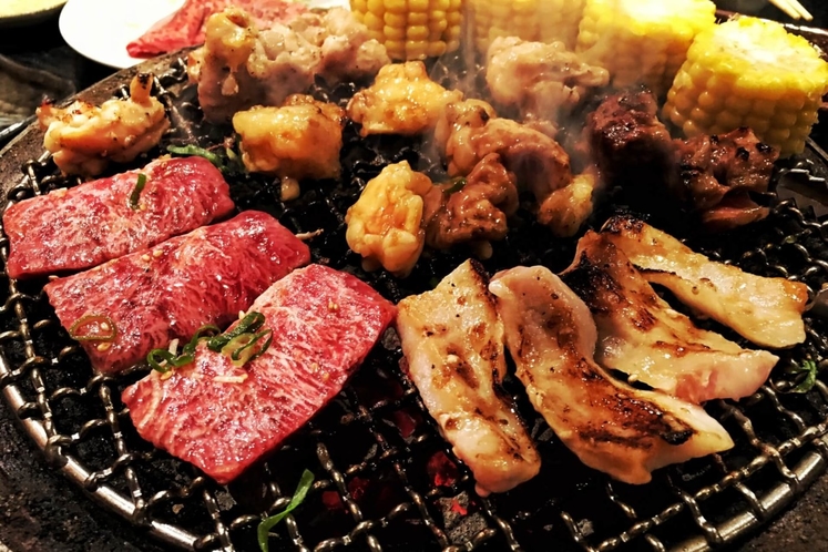 【ブランド肉BBQ】熊野牛・みかん豚・梅どり紀州ブランド肉を食べ比べ