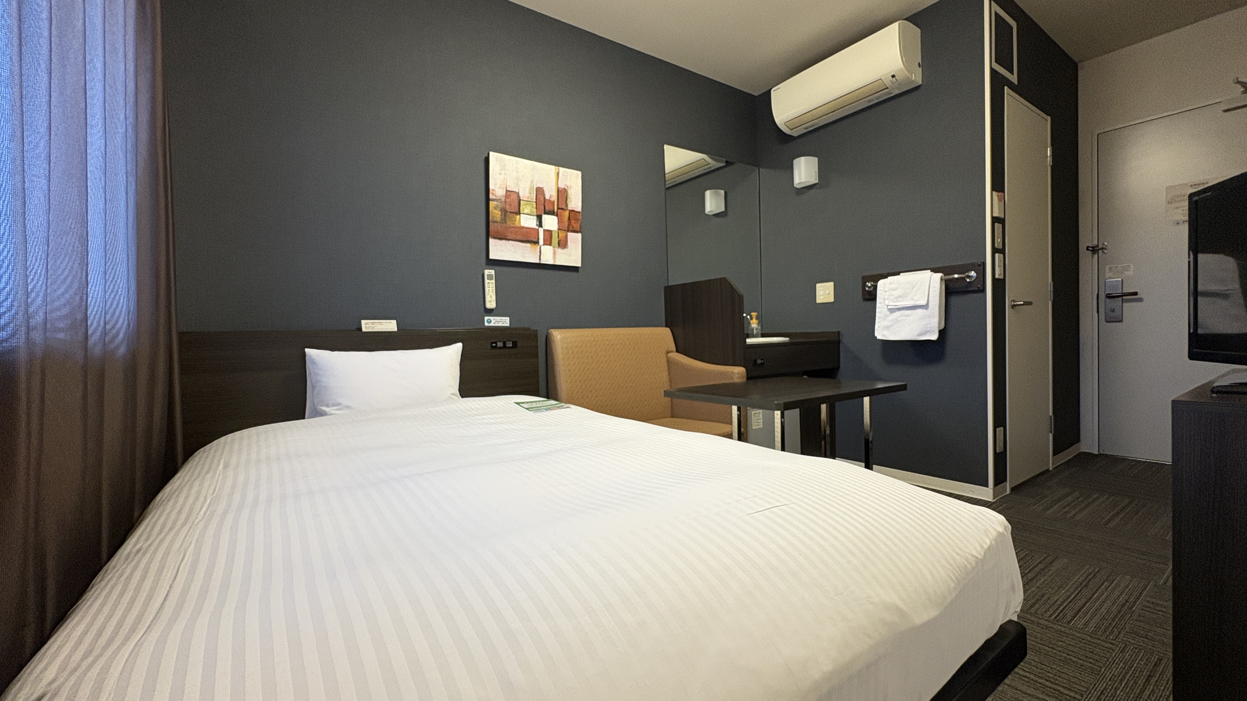 シングルルーム（浴室なし）ベッドサイズ 1200&times;1960