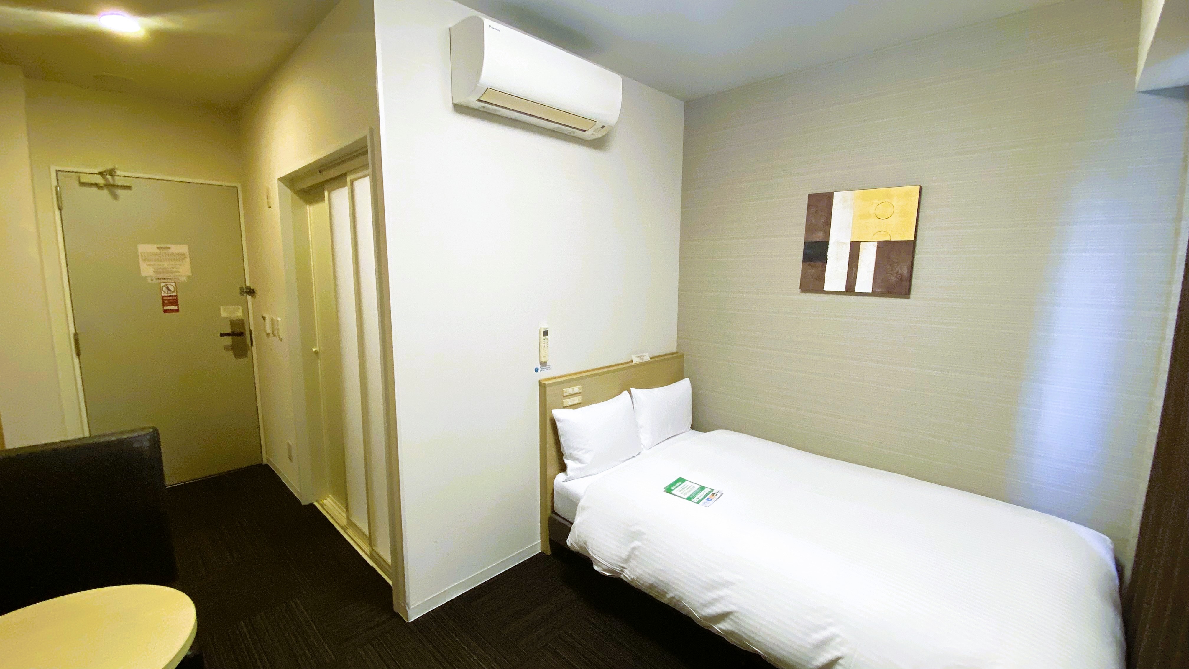 バリアフリールーム（浴室あり）ベッドサイズ 1200&times;1960