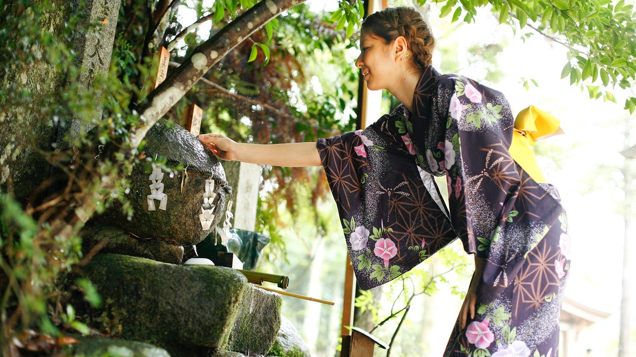 叶い石・清め・願い・参拝【叶い石引換券付き】「美食プレート会席」と地元のお肉3種　陶板焼き
