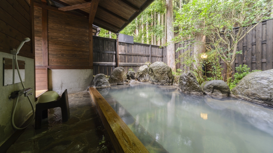 【夏の特別割！30％オフ】8月末まで限定！特典付きで更にお得〜贅沢創作料理と共に味わう夏旅-2食付-