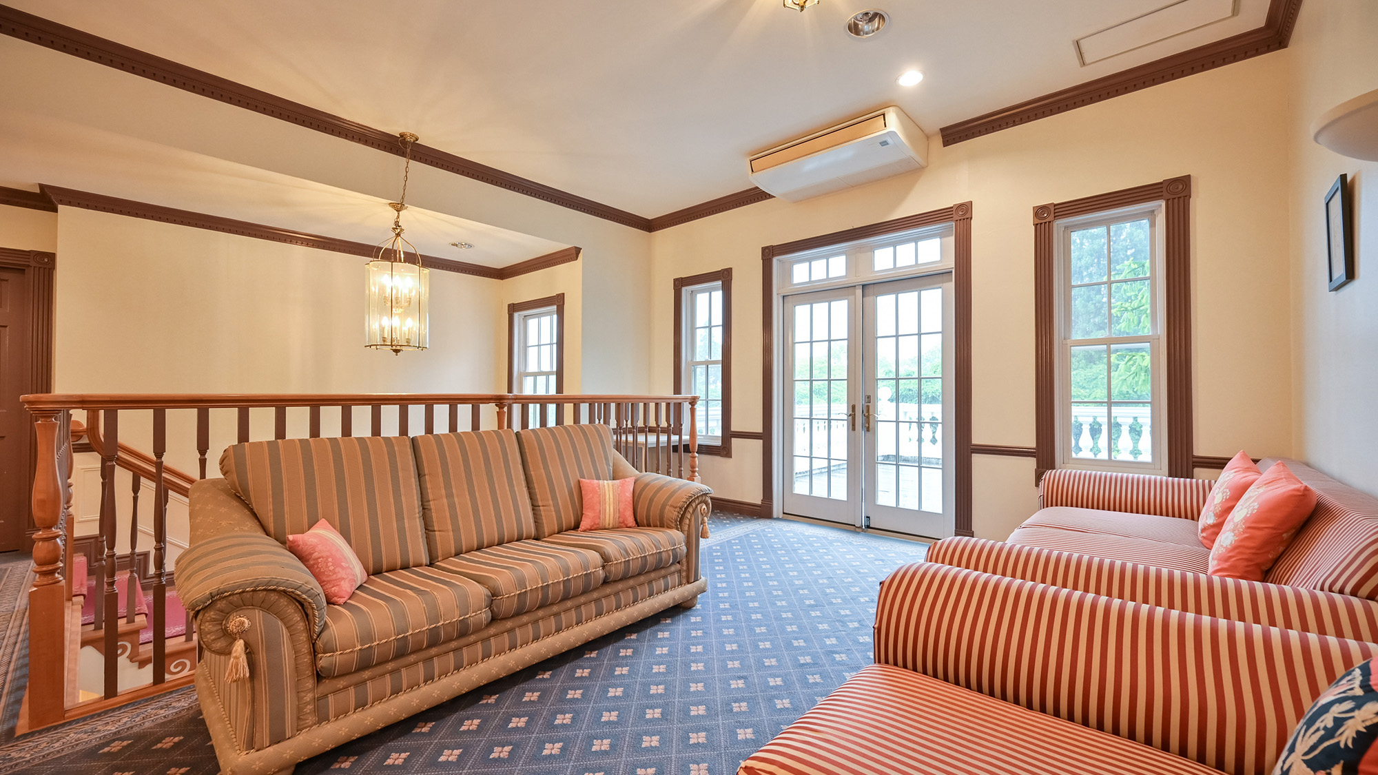 ロビーの2階スペース