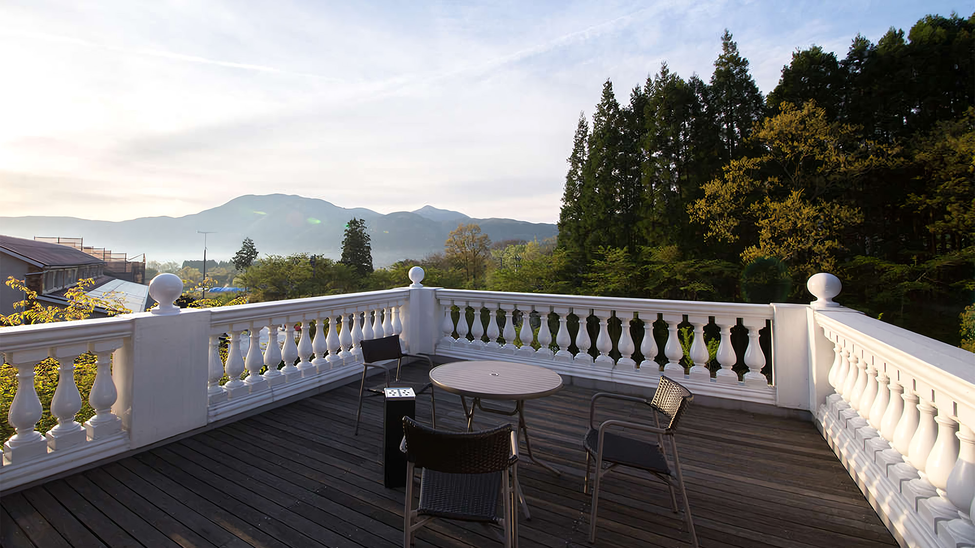 【メインテラス】