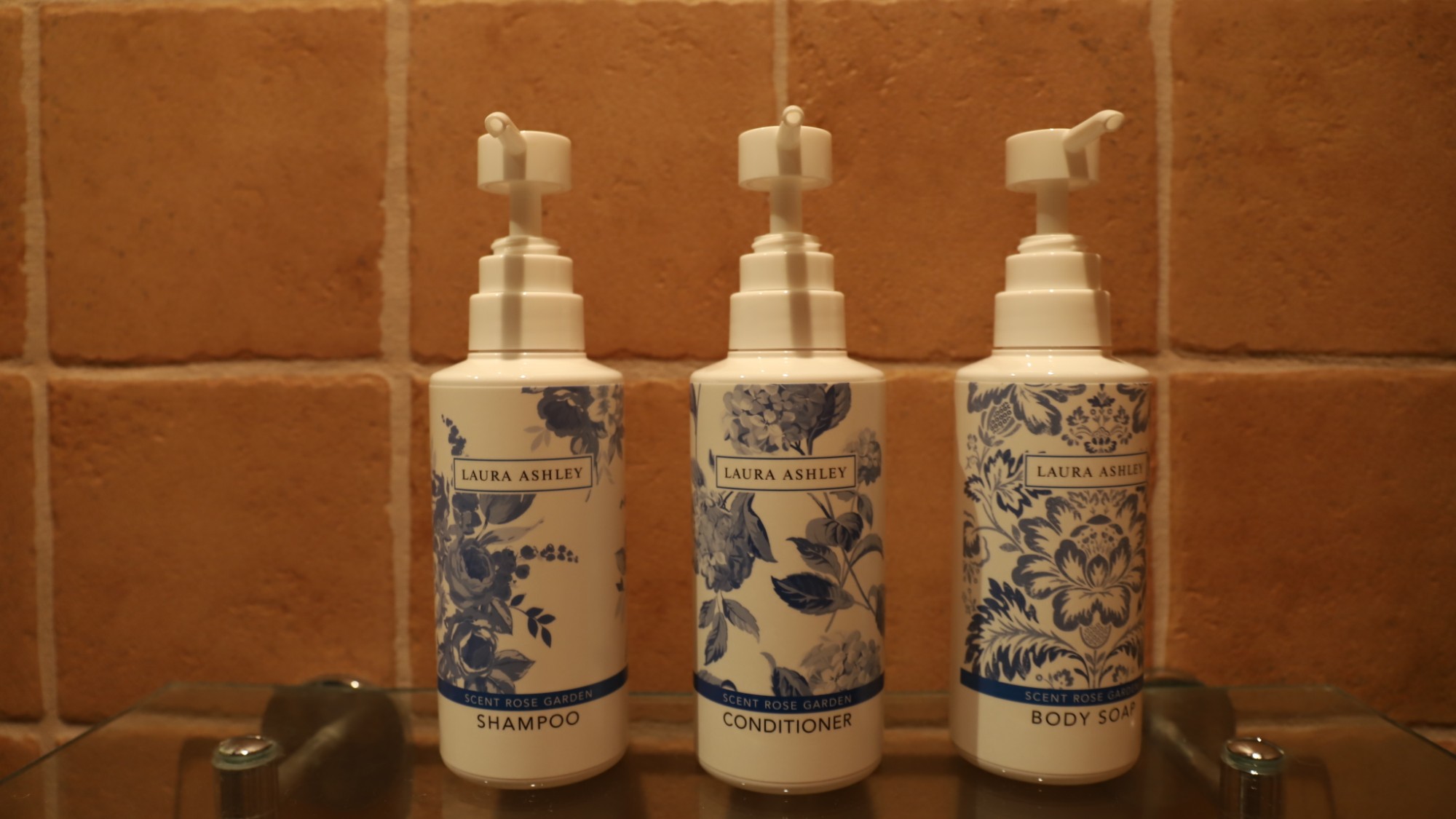 【離れ　ザ・ハウス】ローラ・アシュレイのアメニティをご用意しています