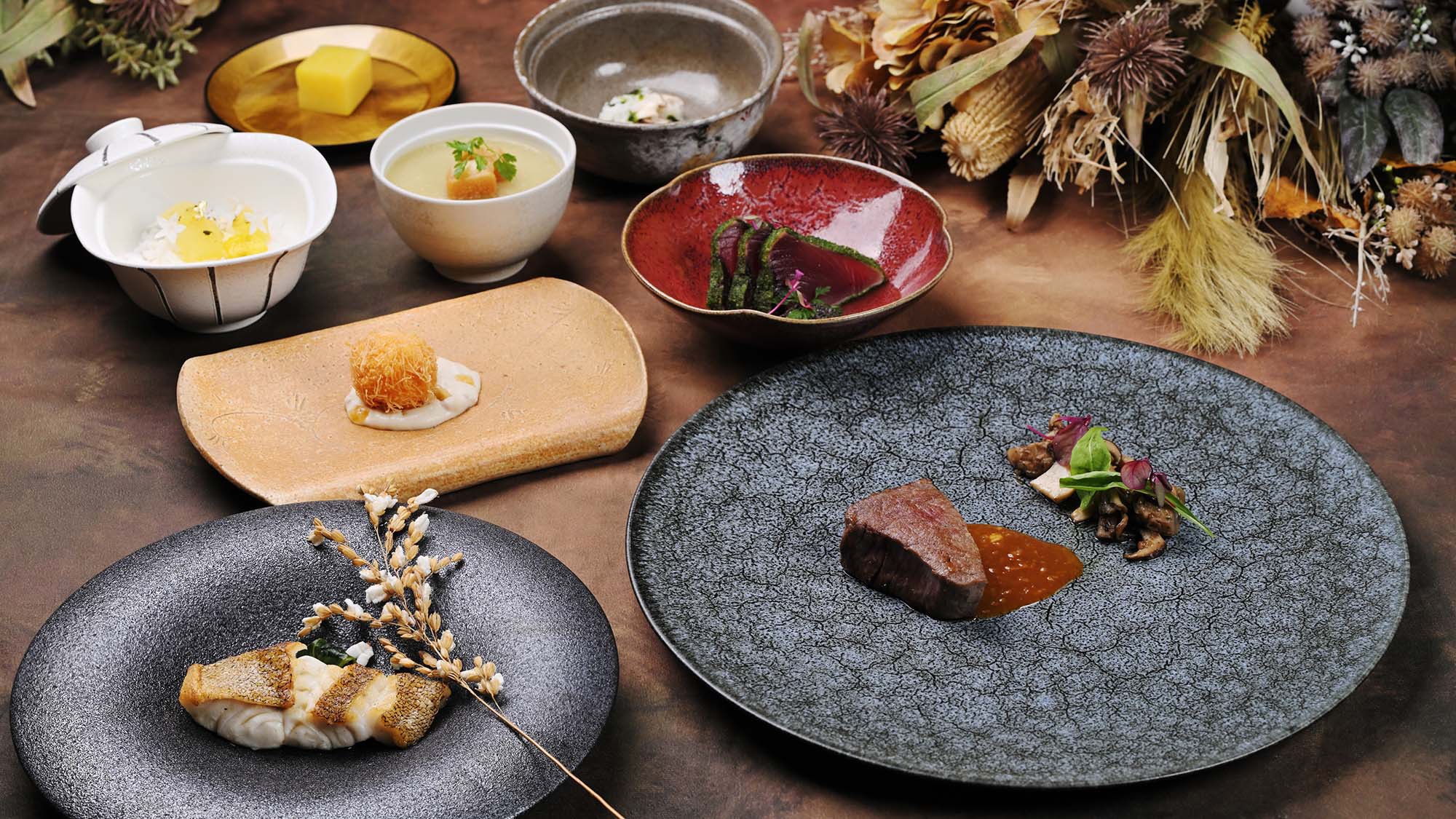 メインダイニング いと桜　サンク サヴール ディナー＆ホテルステイ（夕朝食付き）