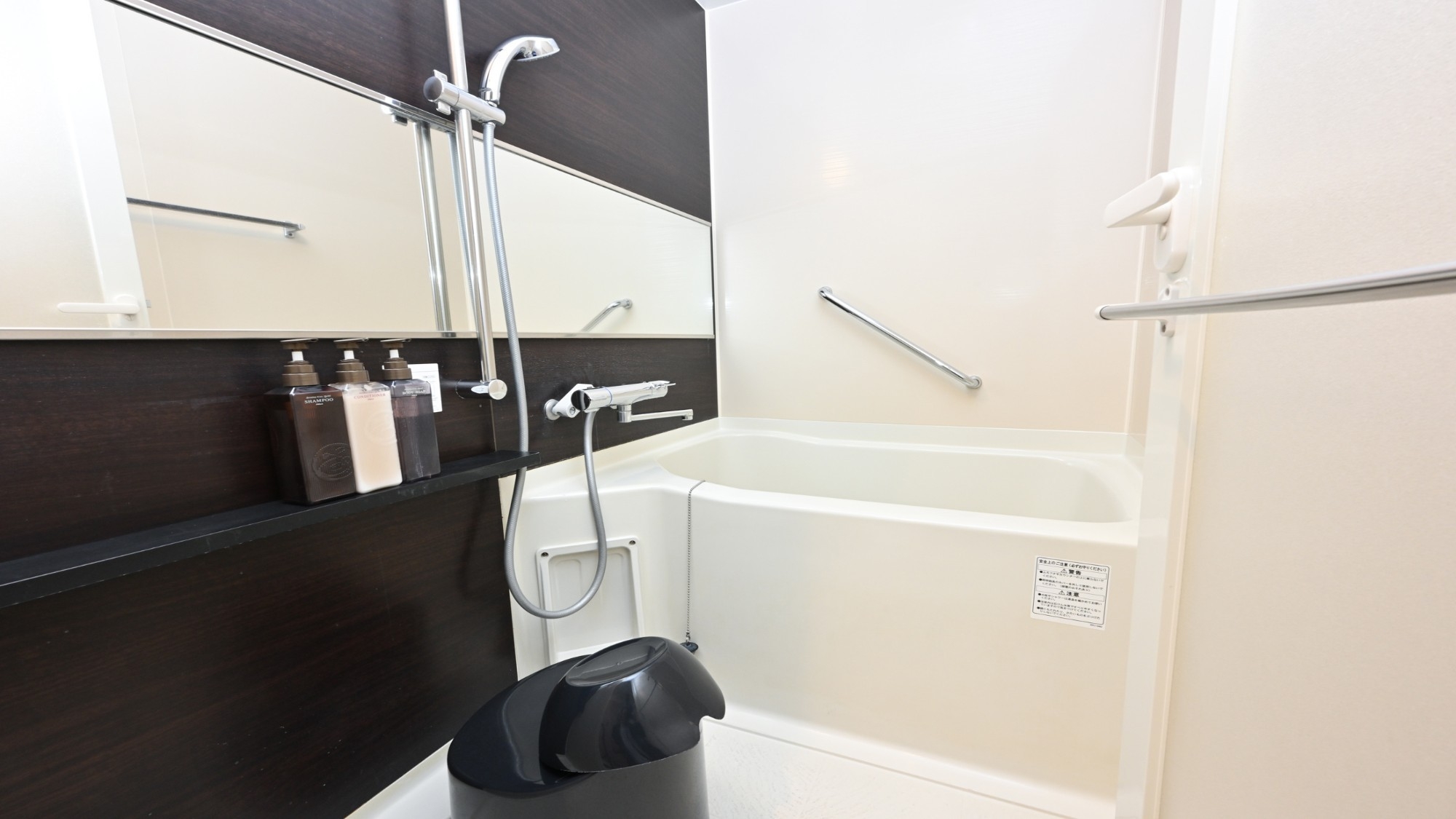 【スタンダード】全室バス／トイレの快適ステイ、Wi-Fi完備＜素泊り＞