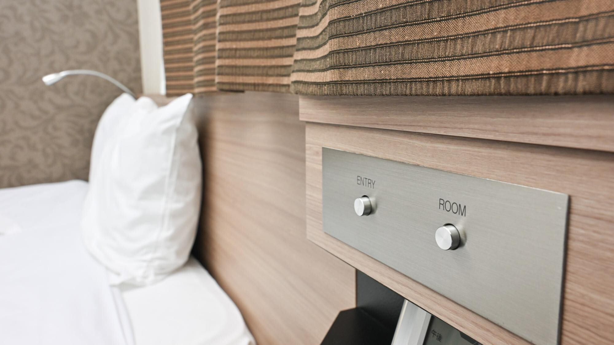 室内照明スイッチ