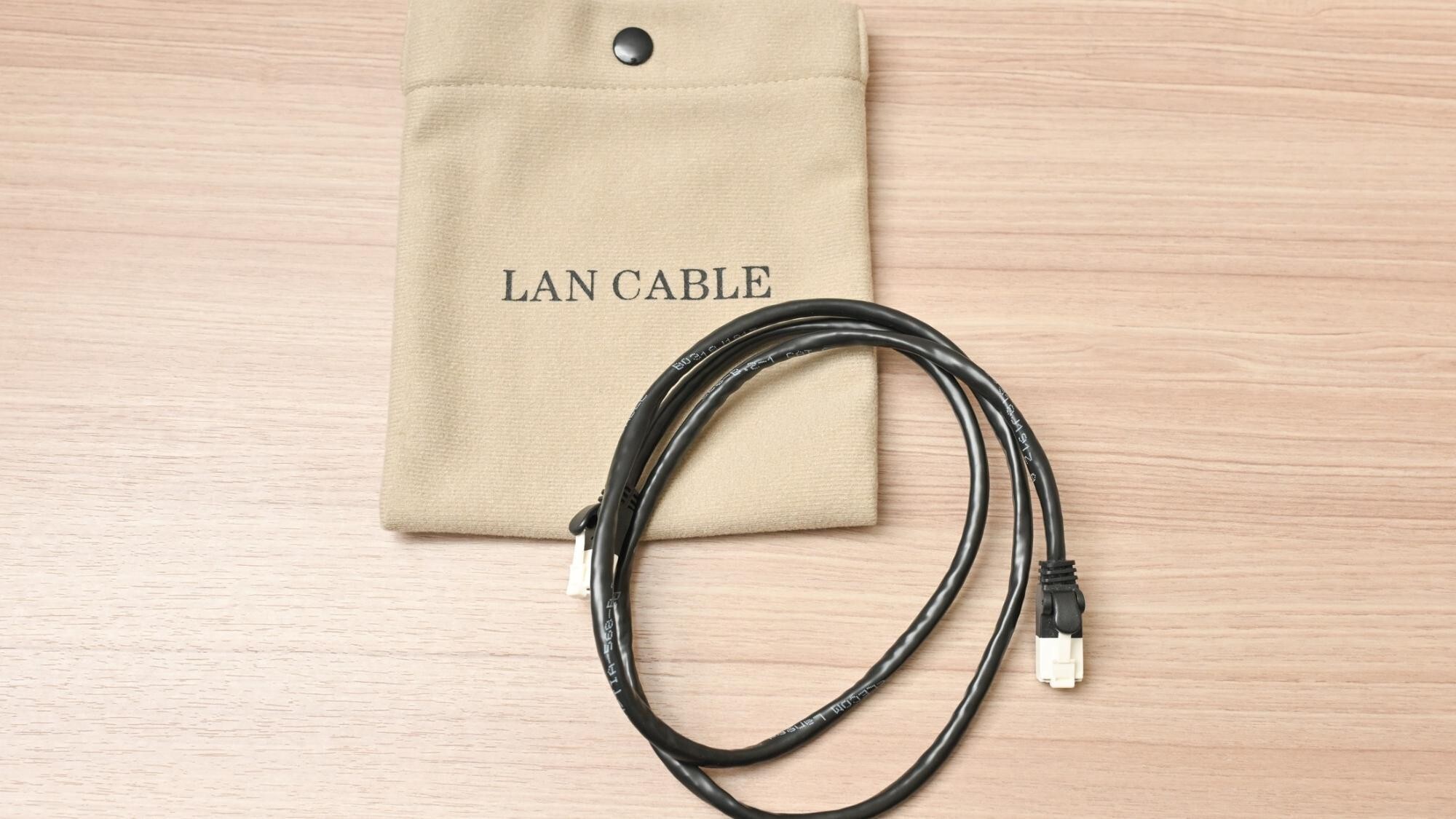 LANケーブル