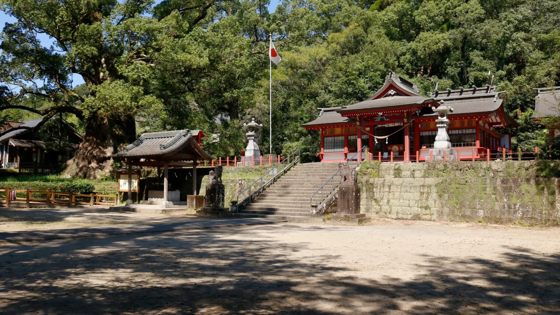 蒲生八幡神社（かもうはちまんじんじゃ）