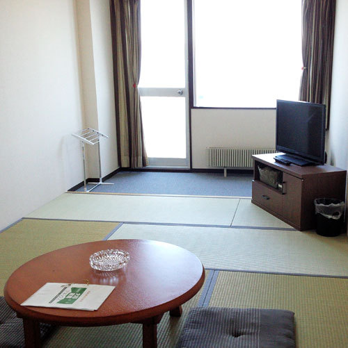 Popular small Japanese-style room ≪7.5 tatami≫