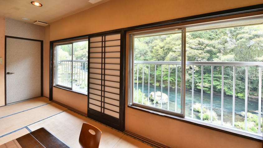 写真はもくれんの一例です。