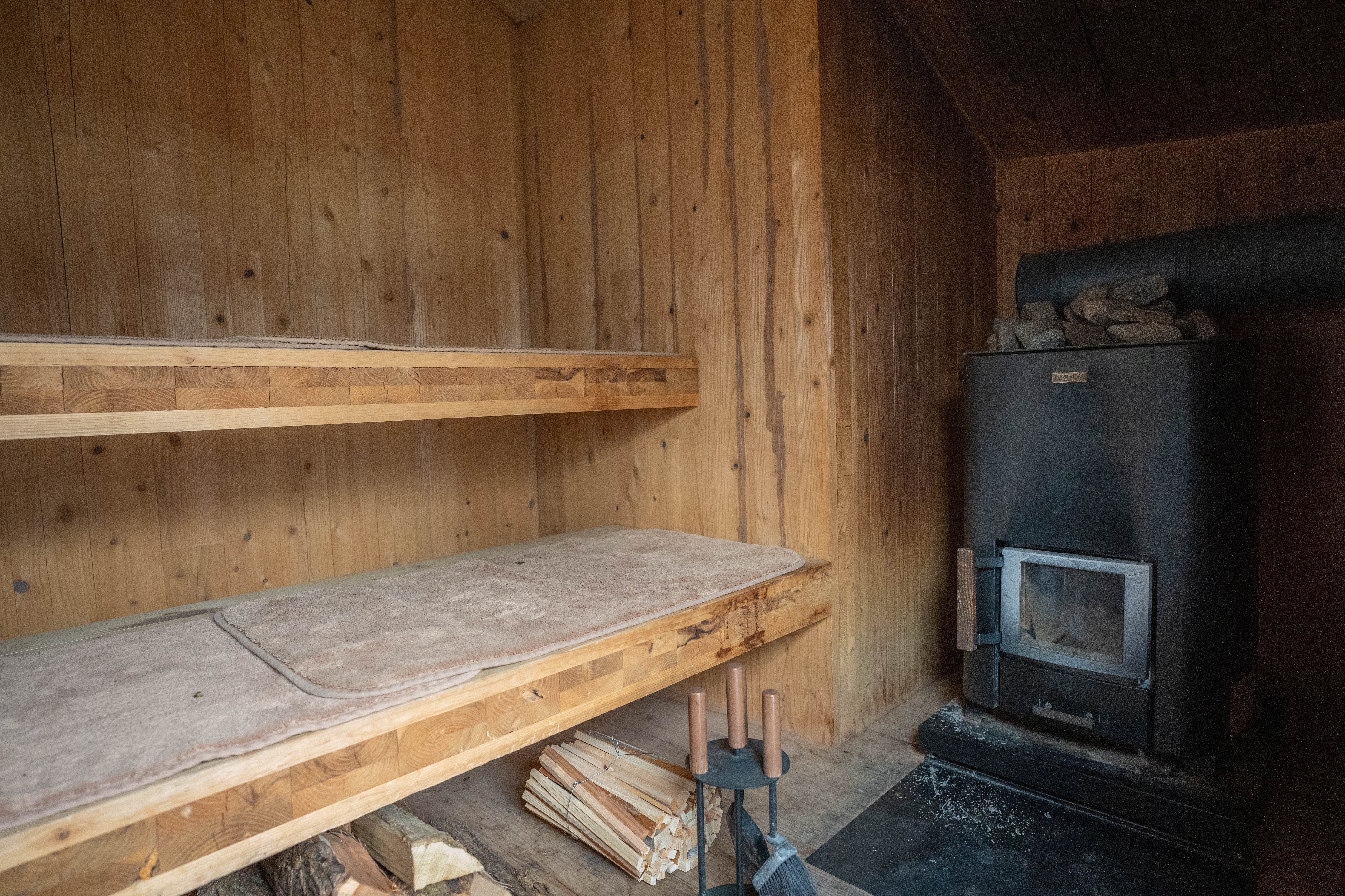 Earthboatサウナ内観