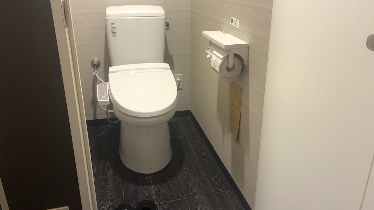 セミダブル（お風呂なし）トイレ・洗面台付