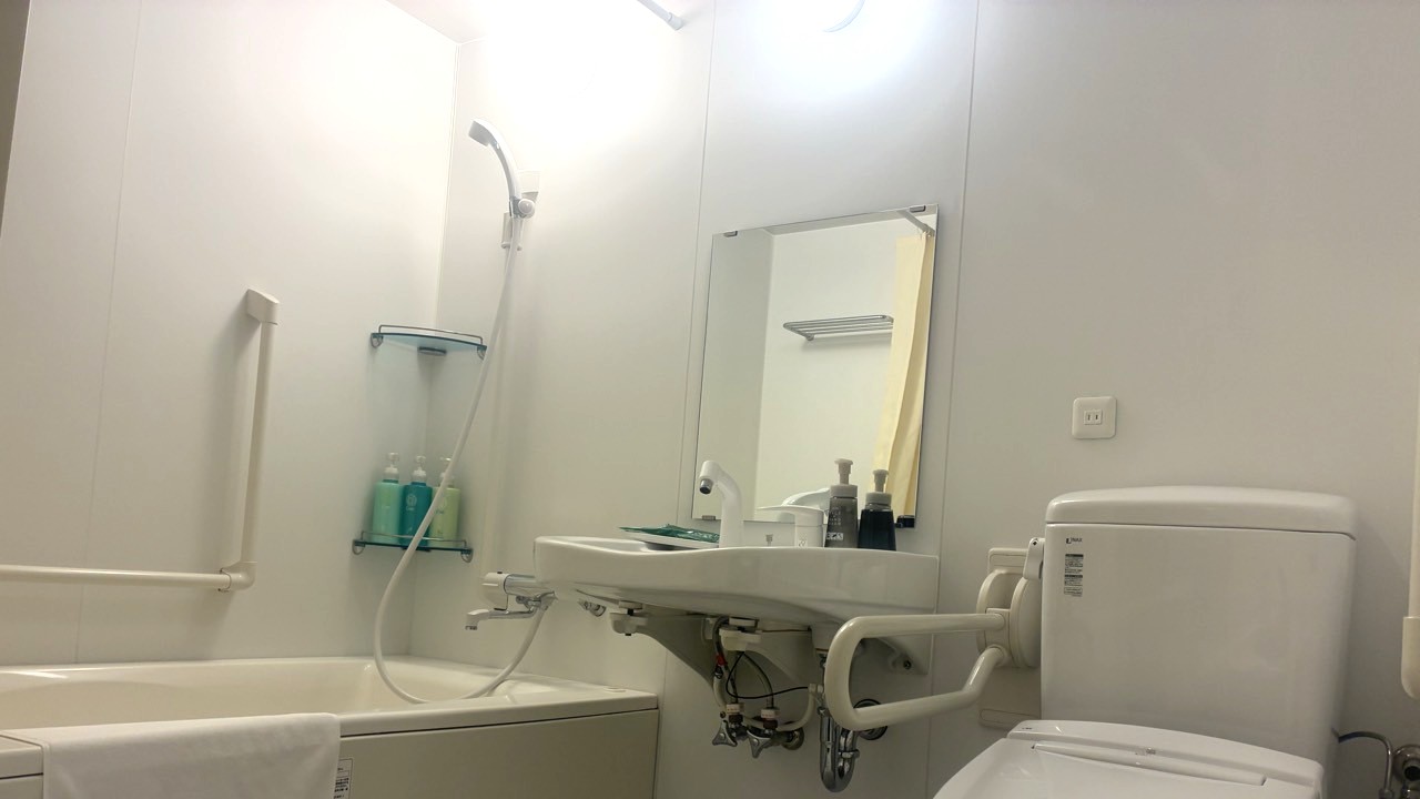 バリアフリールーム（ユニットバス）