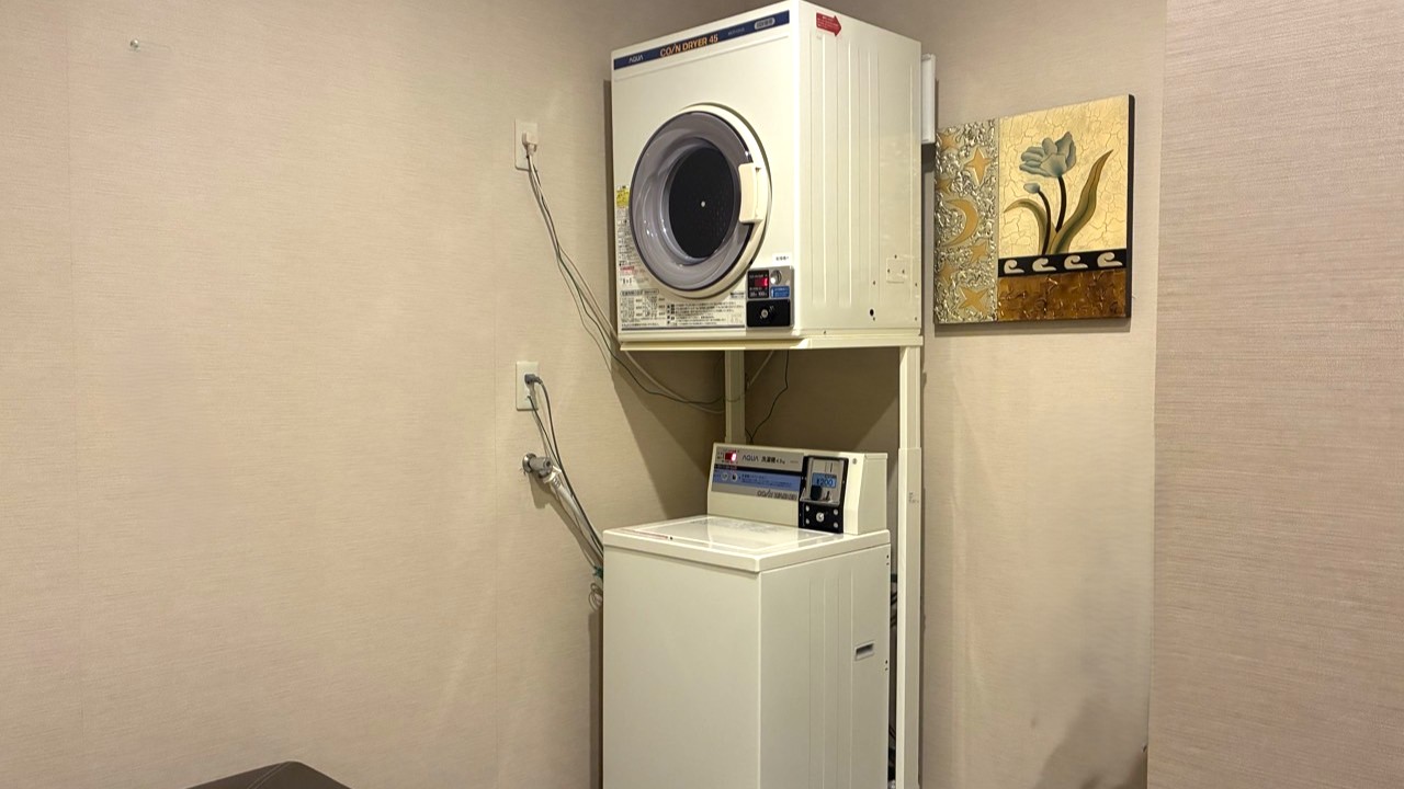 女性大浴場　コインランドリー（1階）