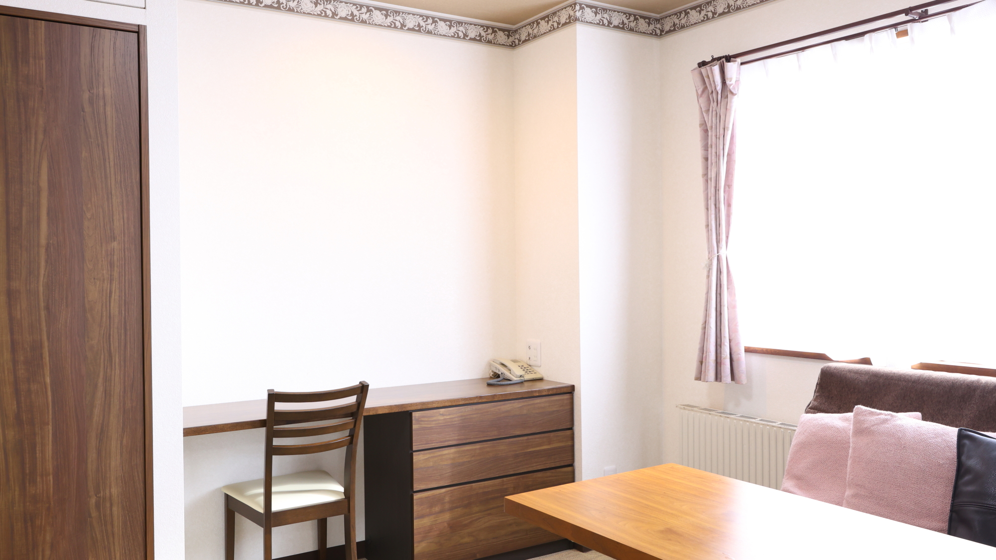 コンドミニアム 2～4名／禁煙