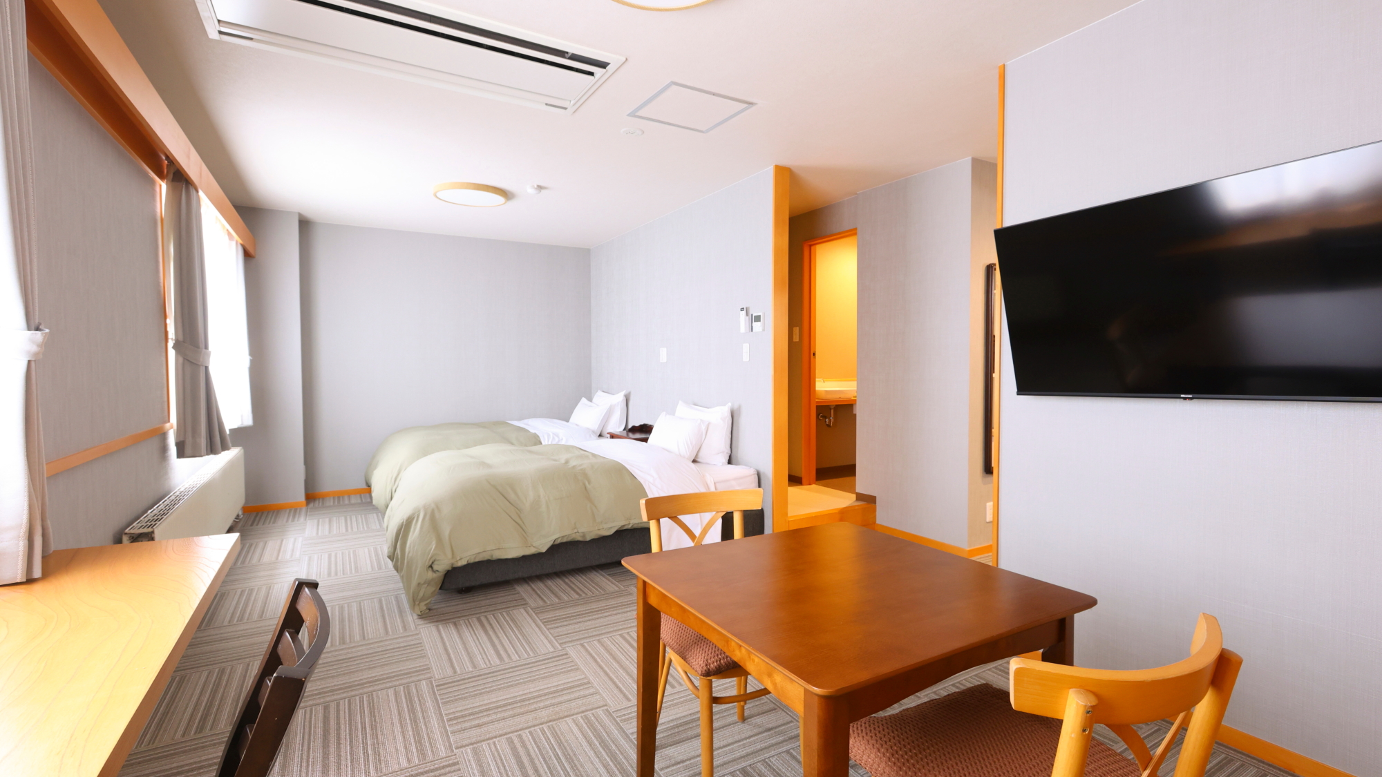 ラージツイン洋風 2～4名／禁煙